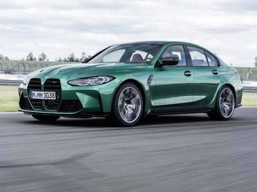 Green performance sedan shine photo